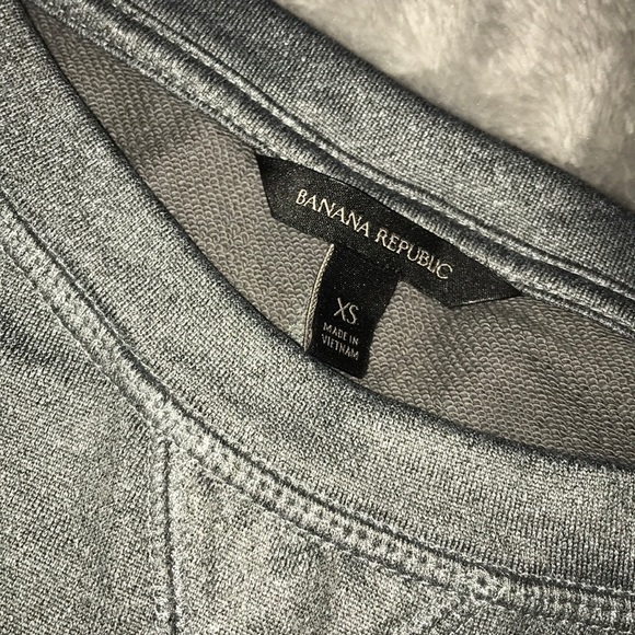 Grey pull over - Picture 3 of 3